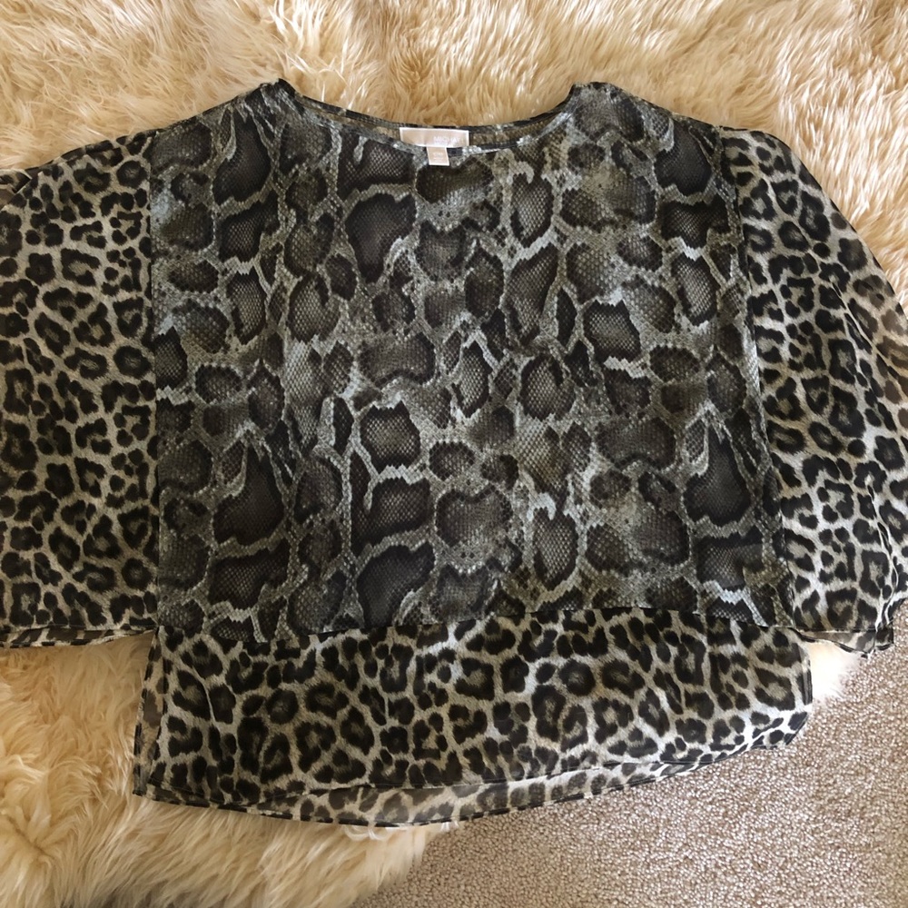 Women’s Michael Kors short sleeve blouse